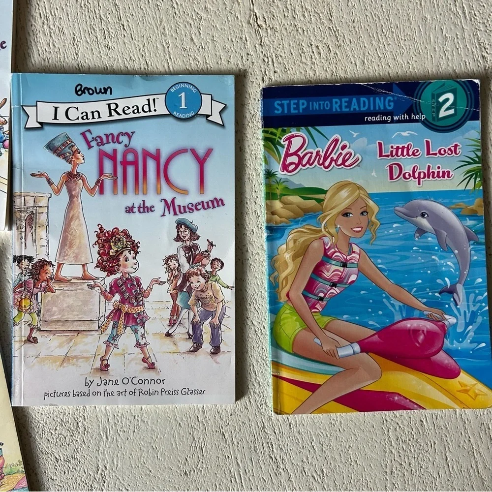 📚 I Can Read! Book Bundle (6) | 5 Fancy Nancy + 1 Barbie | Early Readers Set - Picture 3 of 5